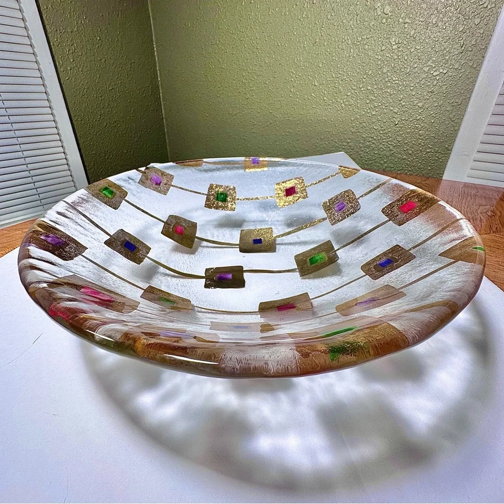 *RARE* CRATE AND BARREL Medallion Serving Bowl - Picture 6 of 8